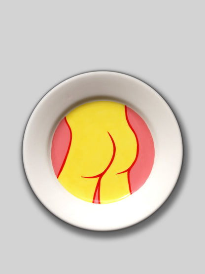 'tom' plate