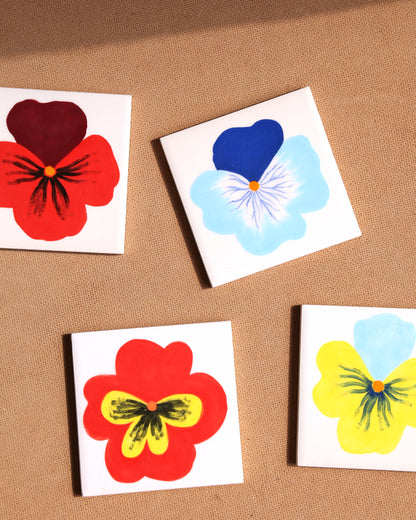 'Pansy 4' tile